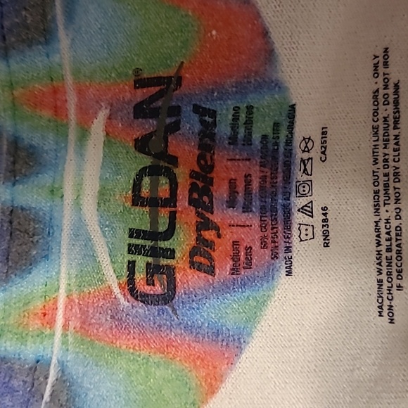 Gildan Tie dye Cat T-shirt - Picture 3 of 4